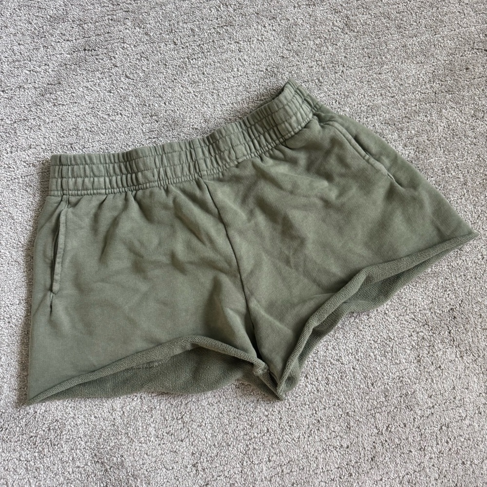 2/$20 Offline by Aerie Throwback Fleece Short in Olive Fun size M - Picture 2 of 9